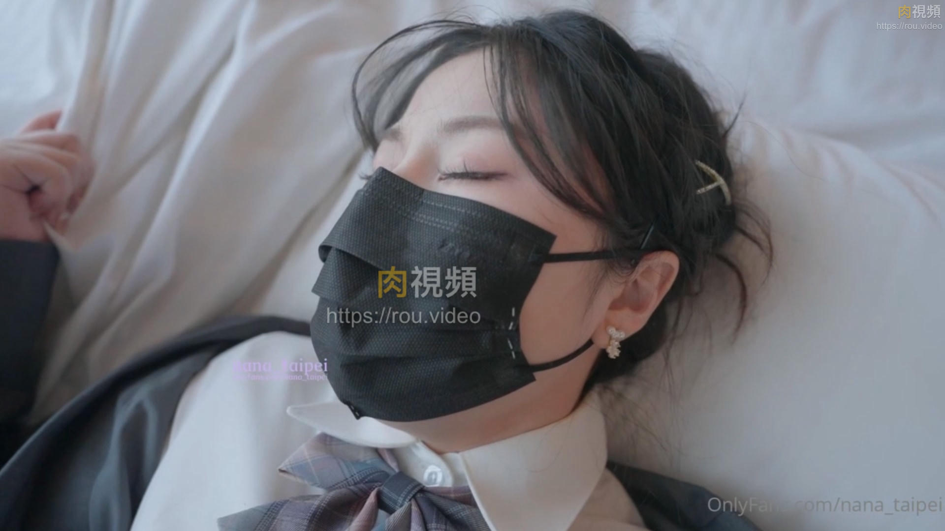 女高中生和老師的故事 娜娜 NANA – 肉視頻,您的私人AV影院