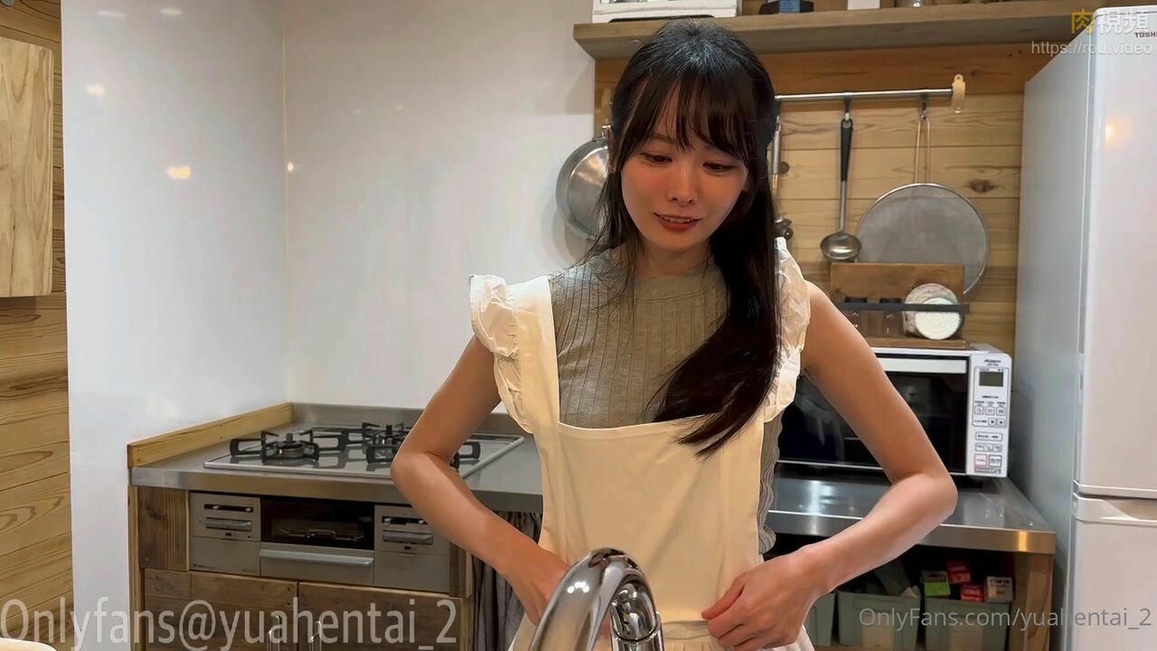 可愛漂亮廚娘廚房性愛體驗 Cosplay結愛 – 肉視頻,您的私人AV影院
