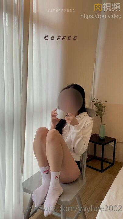 白晢火辣女友跟你說Coffee Or Me? yayhee – 肉視頻,您的私人AV影院