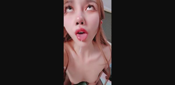 黑夜色色 黑丝劲爆诱人身材 爸爸用力~要高潮了~呻吟娇到醉 多汁蜜穴反差尤物