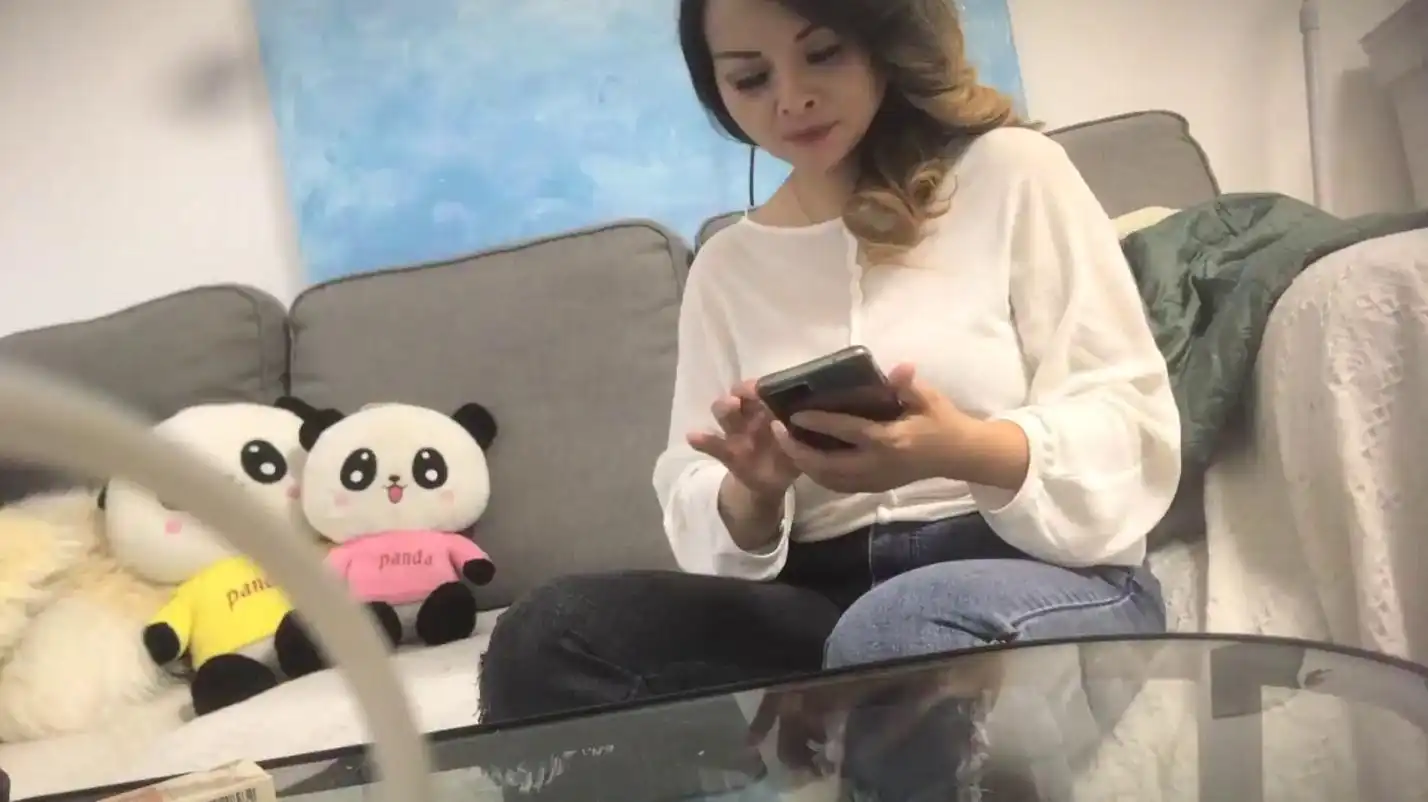 【熟女探花】风骚美人妻，身材苗条妩媚妖娆，翘起屁股扶着JB深插，啊啊浪叫