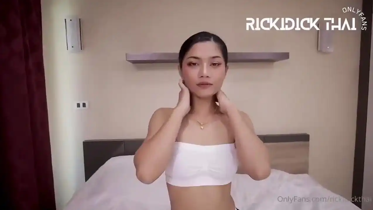 漂亮美眉 身材苗条 被大肉棒无套抽插 娇喘不停 口爆吃精 – rickidick